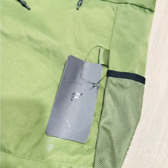 Fabletics Green Backpack - Picture 3 of 6